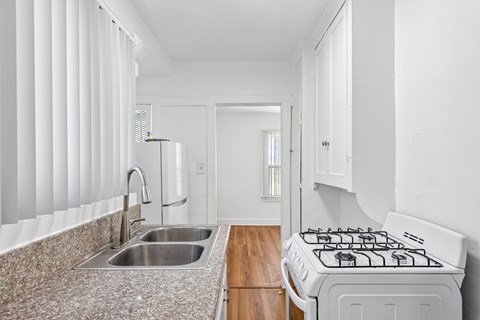Floor plan for 1 bed, 1 bath